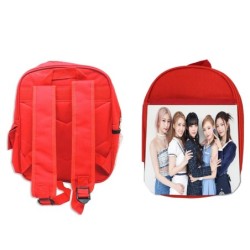 MOCHILA ROJA cantantes kpop...