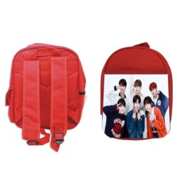 MOCHILA ROJA cantantes kpop...