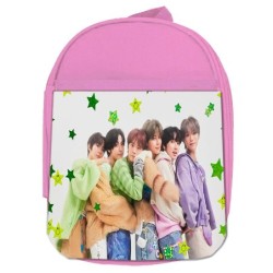 MOCHILA ROSA cantantes kpop...