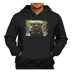 SUDADERA NEGRA CON CAPUCHA...