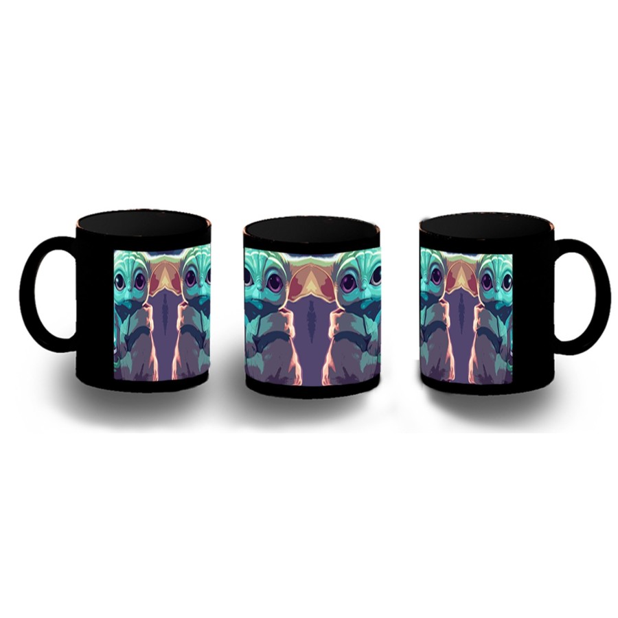 TAZA COMPLETAMENTE NEGRA bebe alien maestro sable fuerza galaxia aventura personalizada