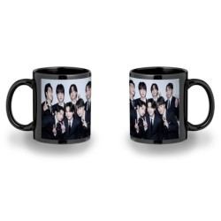 TAZA COLOR RECUADRO BTS...