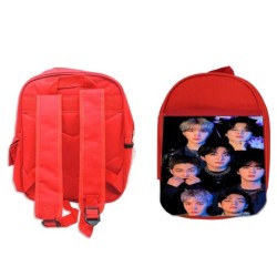 MOCHILA ROJA BTS music bank world tour KCON gira mundial colegio picnic excursión deporte niños